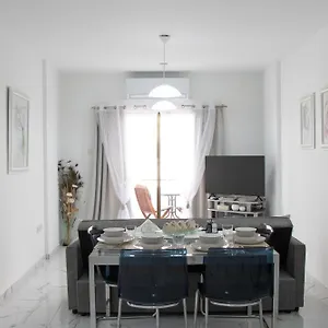  Apartament Apartment,near The Pinikoudes