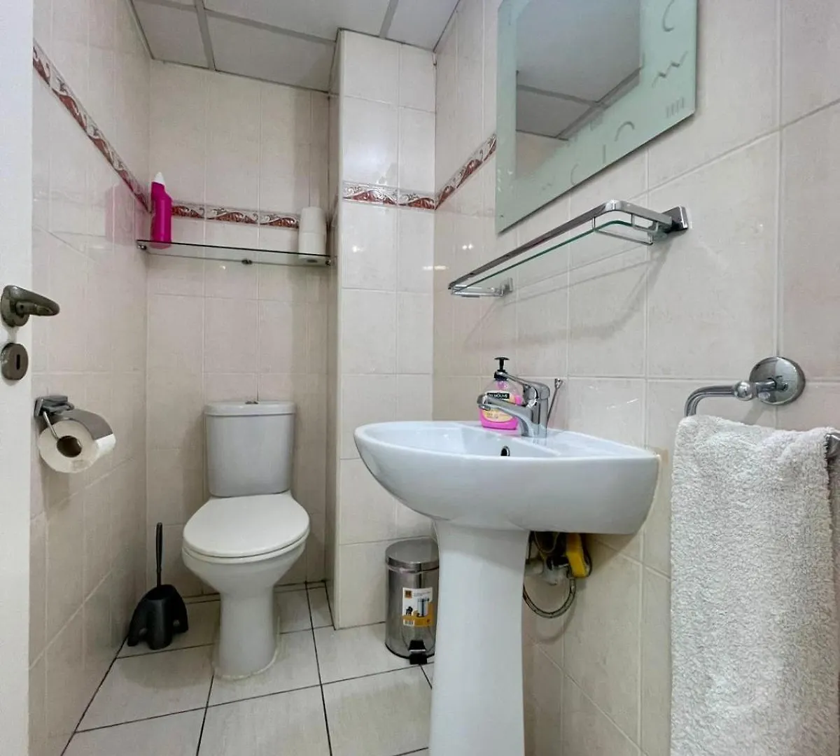 Apartament Sea View Suite In Makenzy Larnaca